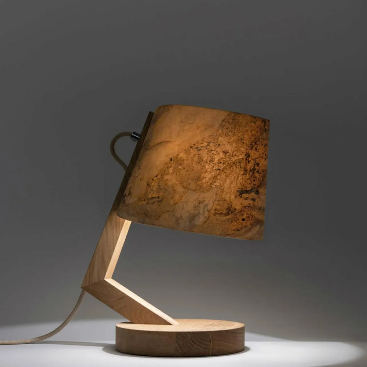 almut__lampe__poser_cylindrique_cm_pierre_0.webp Almut von Wildheim ALMUT 1411 lampe à poser cylindrique Ø23cm pierre^ Luminaires Durables