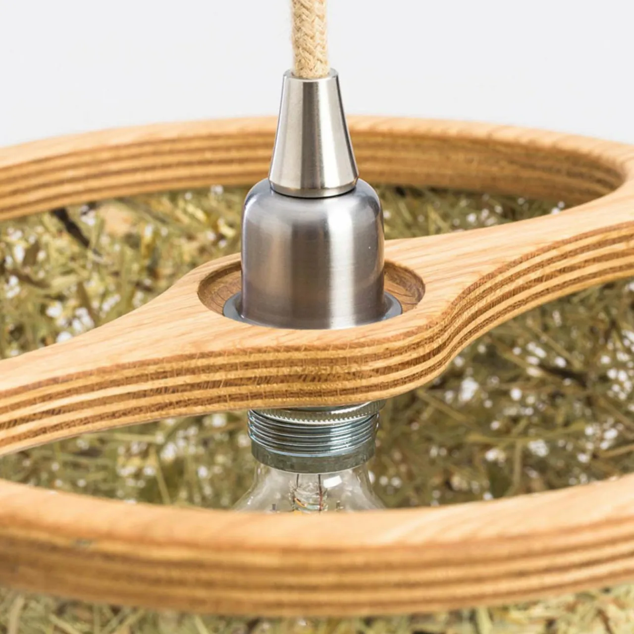 almut__suspension__cm_foin_vritable_2.webp Almut von Wildheim ALMUT 2610 suspension Ø 25cm, foin véritable^ Luminaires Durables