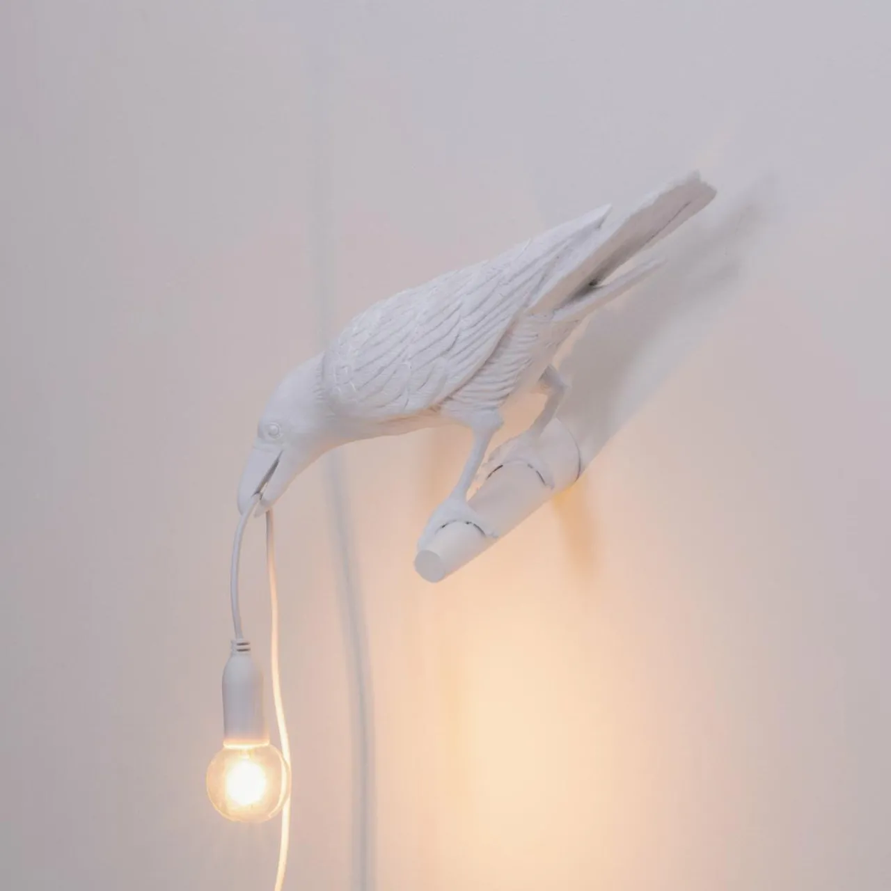 applique_dco_led_bird_lamp_gauche_blanche_3.webp SELETTI Applique déco LED Bird Lamp, gauche, blanche^ Lampes Décoratives