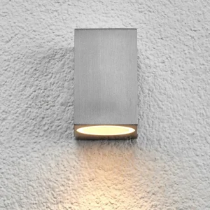 Lindby Applique d'extérieur inclinable Loris^ Appliques Murales Extérieures