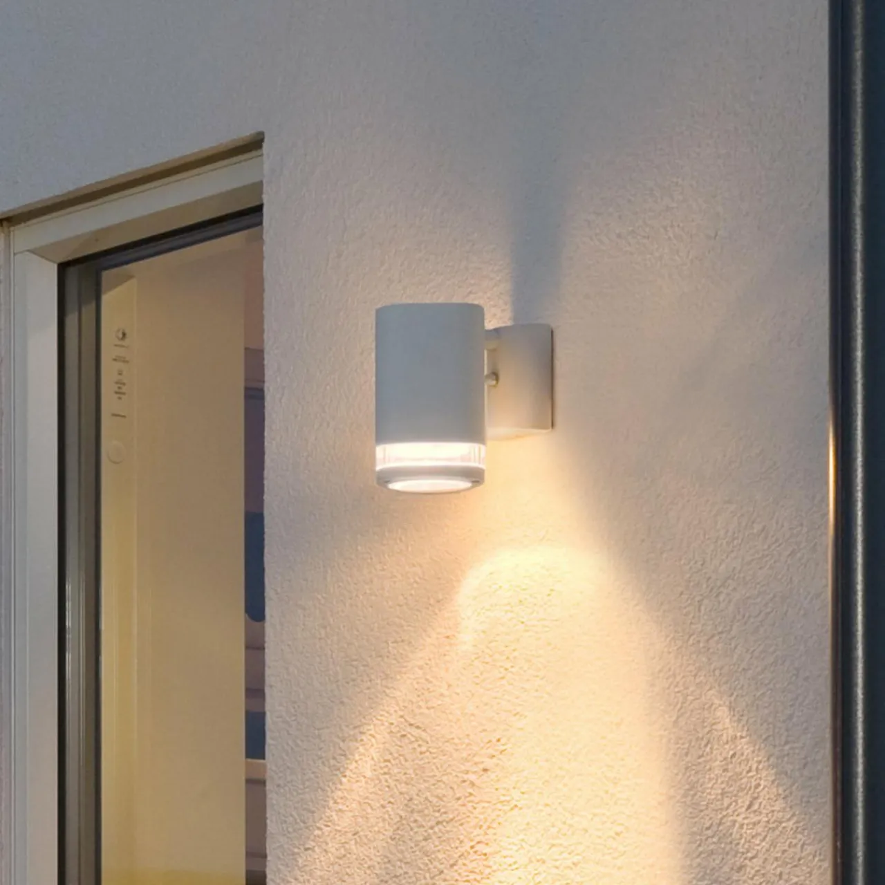applique_dextrieur_modena_fente__lampe_blanche_1.webp Konstsmide Applique d'extérieur Modena fente, 1 lampe blanche^ Appliques Murales Extérieures