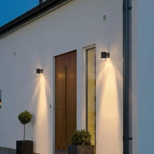 Konstsmide Applique d'extérieur Modena fente, 1 lampe noire^ Appliques Murales Extérieures