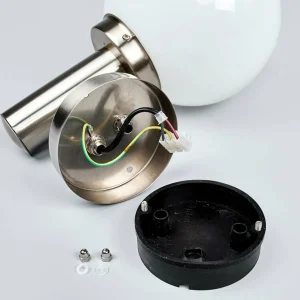 Lindby Applique d'extérieur Nada en inox à détecteur^ Appliques D'Extérieur Avec Détecteur