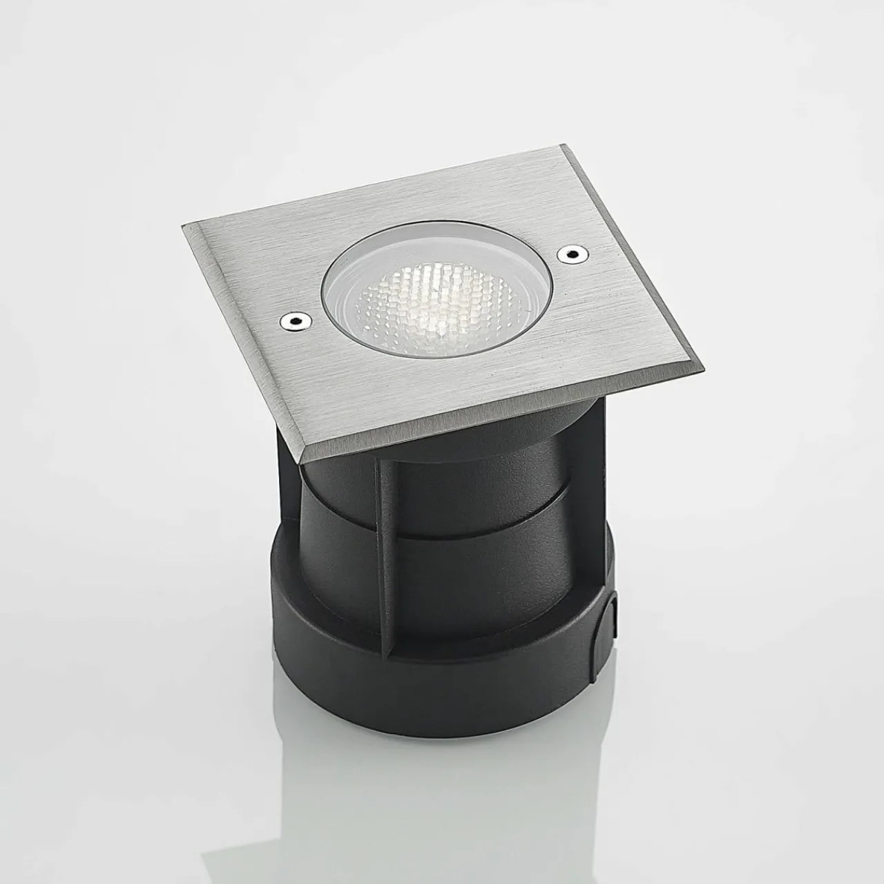 arcchio_larkas_lampe_encastre_sol_ip_angulaire_4.webp Arcchio Larkas lampe encastrée sol IP67, angulaire^ Spots Encastrés Dans Le Sol D'Extérieur