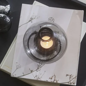 AYTM lanterne Uno, vase, gris fumé, Ø 14 cm, hauteur 11 cm, verre^ Meubles & Aménagements
