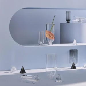 AYTM Vase Glacies, gris fumé, hauteur 29 cm, verre, soufflé à la bouche^ Meubles & Aménagements
