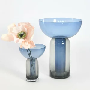 AYTM Vase Torus, bleu, Ø 25 cm, hauteur 33 cm, verre^ Meubles & Aménagements