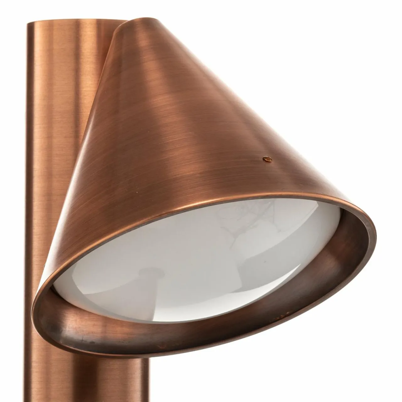 bega_k_borne_lumineuse_cuivre_asymtrique_1.webp BEGA 84072K3 Borne lumineuse cuivre asymétrique^ Bornes Éclairage Extérieur