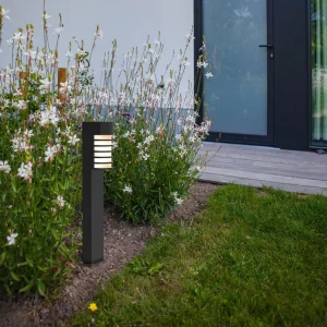 LUTEC Borne lumineuse Fulton avec design en lamelles^ Bornes Éclairage Extérieur