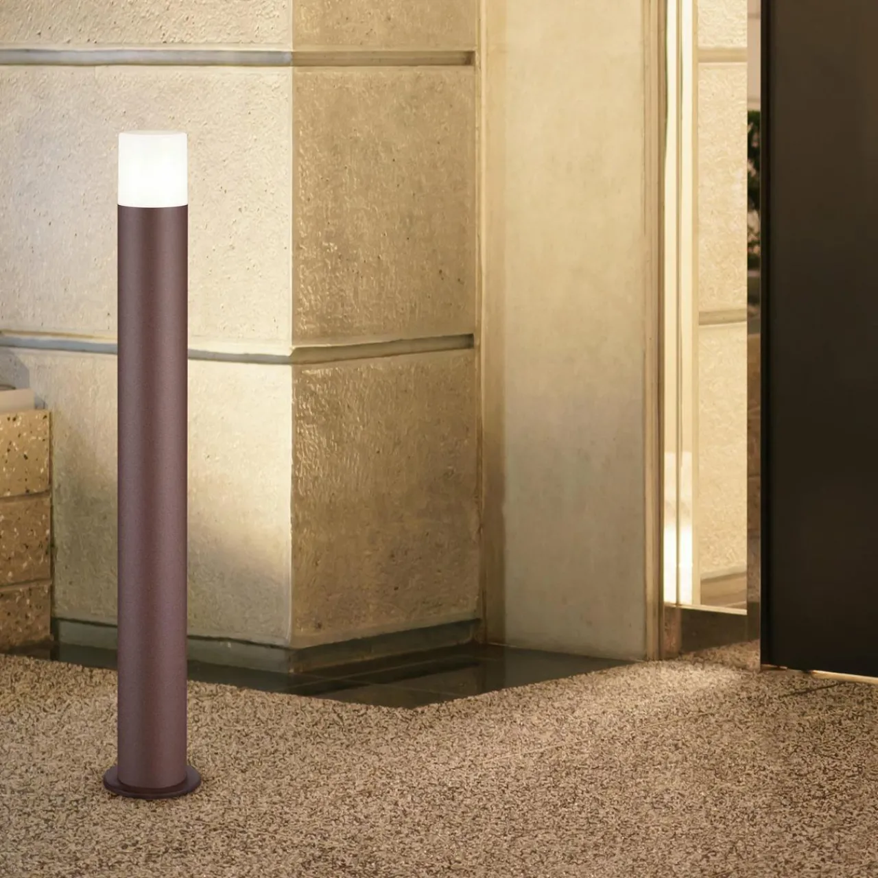 borne_lumineuse_hoosic_alu_moul_sous_pression_2.webp Trio Lighting Borne lumineuse Hoosic alu moulé sous pression^ Bornes Éclairage Extérieur