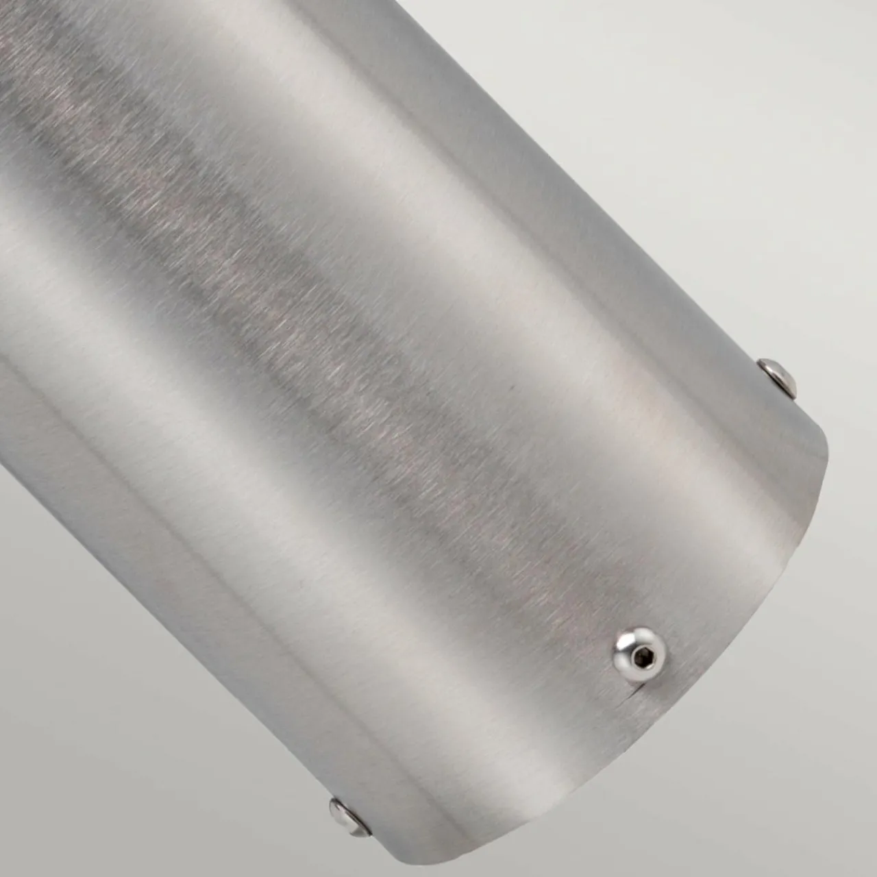 borne_lumineuse_paignton_acier_inox_argente_0.webp Elstead Borne lumineuse Paignton acier inox, argentée^ Bornes Éclairage Extérieur