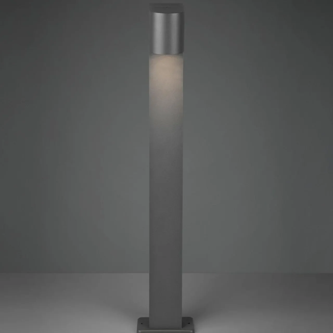 borne_lumineuse_roya_anthracite_6.webp Trio Lighting Borne lumineuse Roya, anthracite^ Bornes Éclairage Extérieur