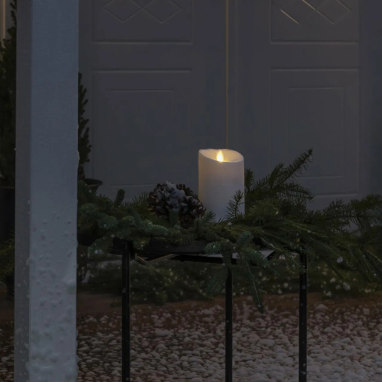 bougie_dcorative_led_ip_blanc_crme_fondu_cm_0.webp Konstsmide Christmas Bougie décorative LED IP44 blanc crème fondu 18,4cm^ Lumière De Noël