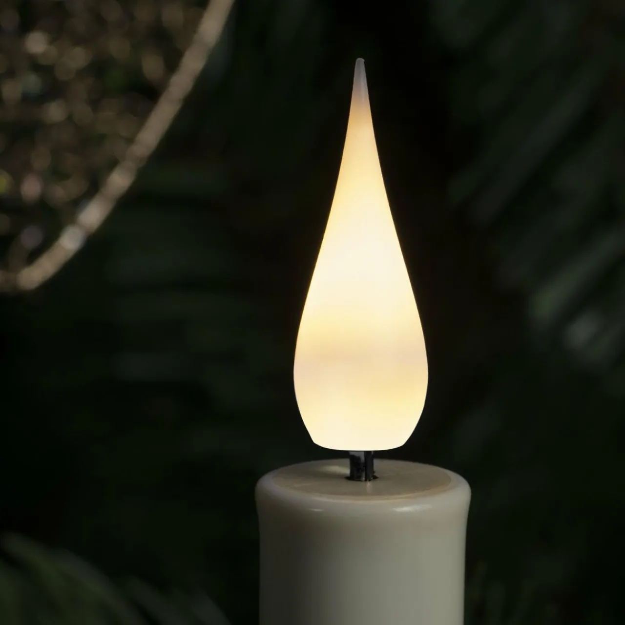 bougies_de_nol_led_sans_fil_blanc_d__pices_0.webp Konstsmide Christmas Bougies de Noël LED sans fil blanc, 3D, 12 pièces^ Lumière De Noël