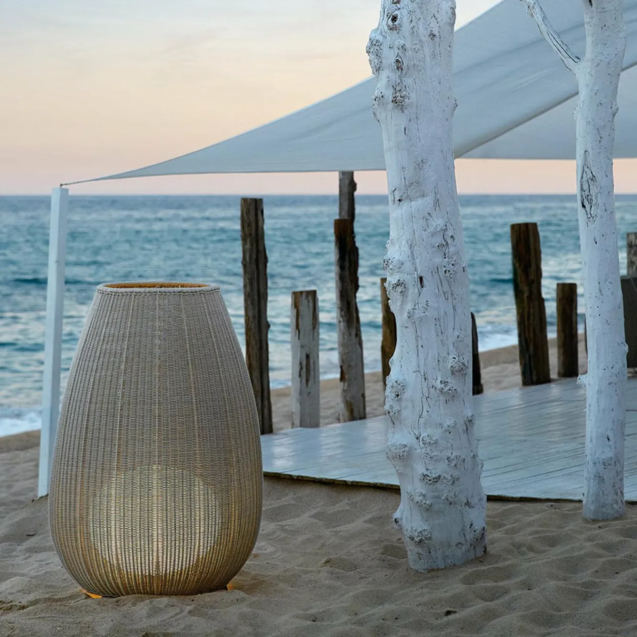 bover_amphora__luminaire_de_terrasse_light_beige_1.webp Bover Amphora 02 luminaire de terrasse light beige^ Lampes Décoratives