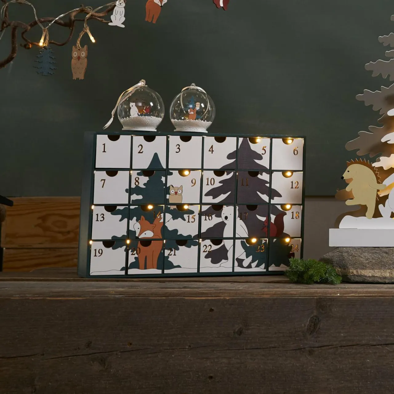 calendrier_de_lavent_led_forest_friends_2.webp STAR TRADING Calendrier de l’Avent LED Forest Friends^ Lumière De Noël
