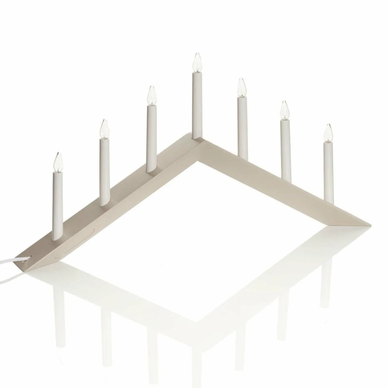chandelier_arrow_angle_obtus_lampes_gris_0.webp STAR TRADING Chandelier Arrow, angle obtus, 7 lampes, gris^ Lumière De Noël