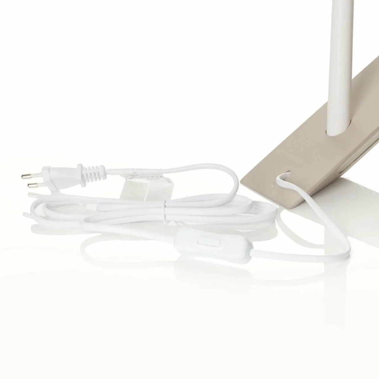 chandelier_arrow_angle_obtus_lampes_gris_2.webp STAR TRADING Chandelier Arrow, angle obtus, 7 lampes, gris^ Lumière De Noël