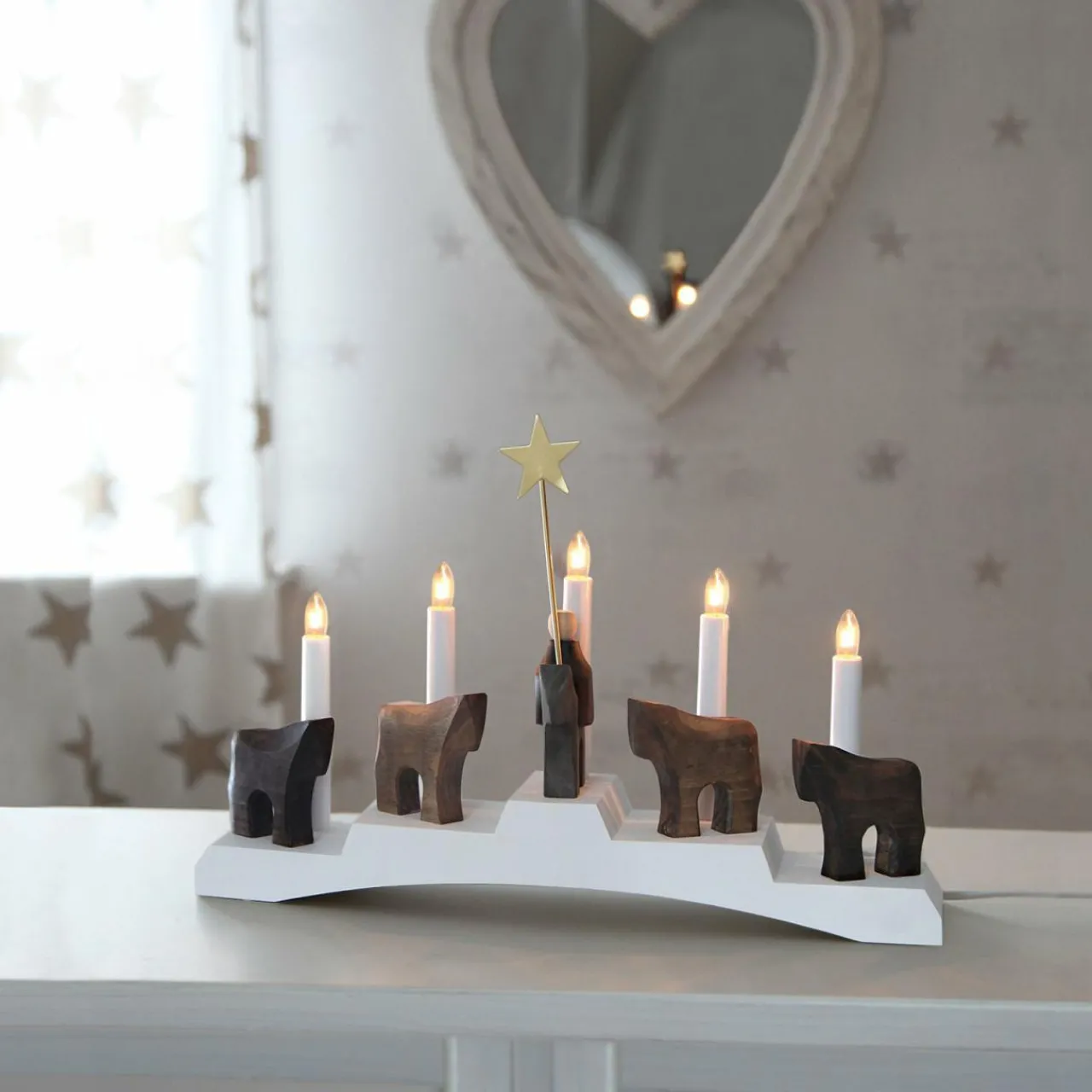 chandelier_staffans_flar_brunblanc_1.webp STAR TRADING Chandelier Staffans fålar, brun/blanc^ Lumière De Noël