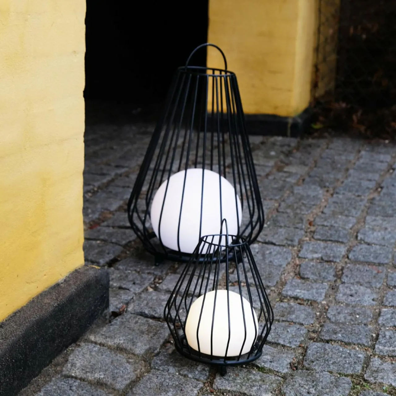 dyberg_larsen_lampe__poser_led_rechargeable_evesham_hauteur__cm_5-1.webp Dyberg Larsen Lampe à poser LED rechargeable Evesham, hauteur 48 cm^ Lampes Décoratives