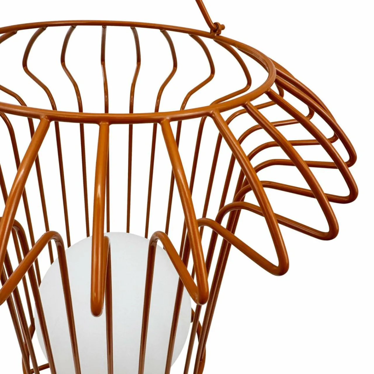dyberg_larsen_lampe_de_table_led_rechargeable_basket_terracotta_mtal_4.webp Dyberg Larsen Lampe de table LED rechargeable Basket, terracotta, métal^ Lampes Décoratives