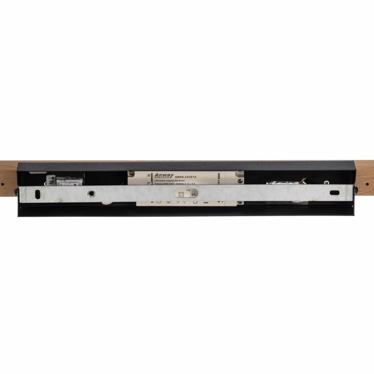envostar_lineo_plafonnier_led_chne_clair_6.webp Envostar Lineo plafonnier LED, chêne clair^ Luminaires Durables
