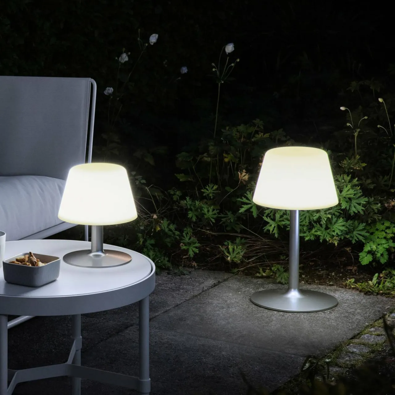 eva_solo_sunlight_lampe_de_table_led_solaire_usb_cm_0.webp Eva Solo SunLight Lampe de table LED solaire, USB 24cm^ Lampes Décoratives