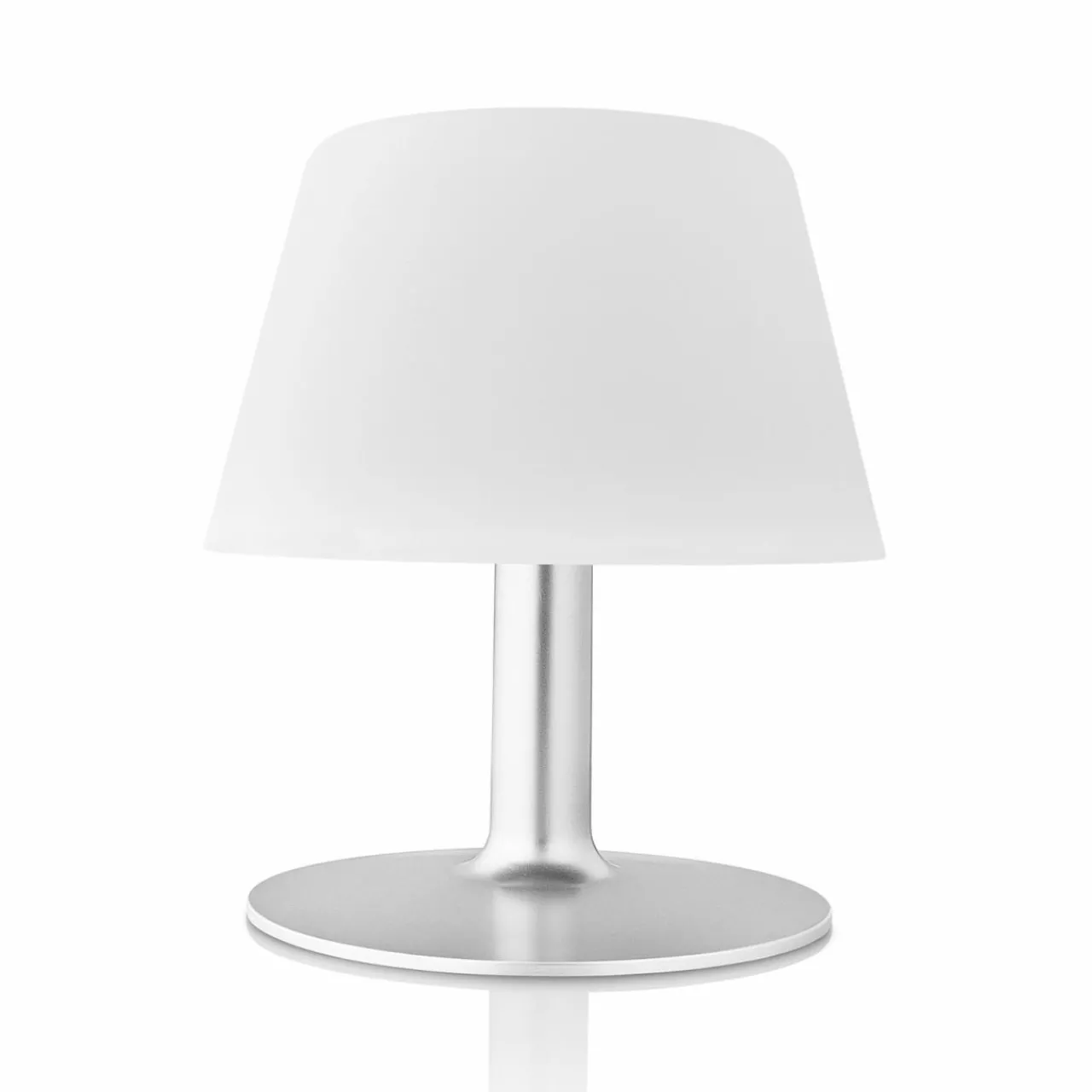 eva_solo_sunlight_lampe_de_table_led_solaire_usb_cm_3.webp Eva Solo SunLight Lampe de table LED solaire, USB 24cm^ Lampes Décoratives