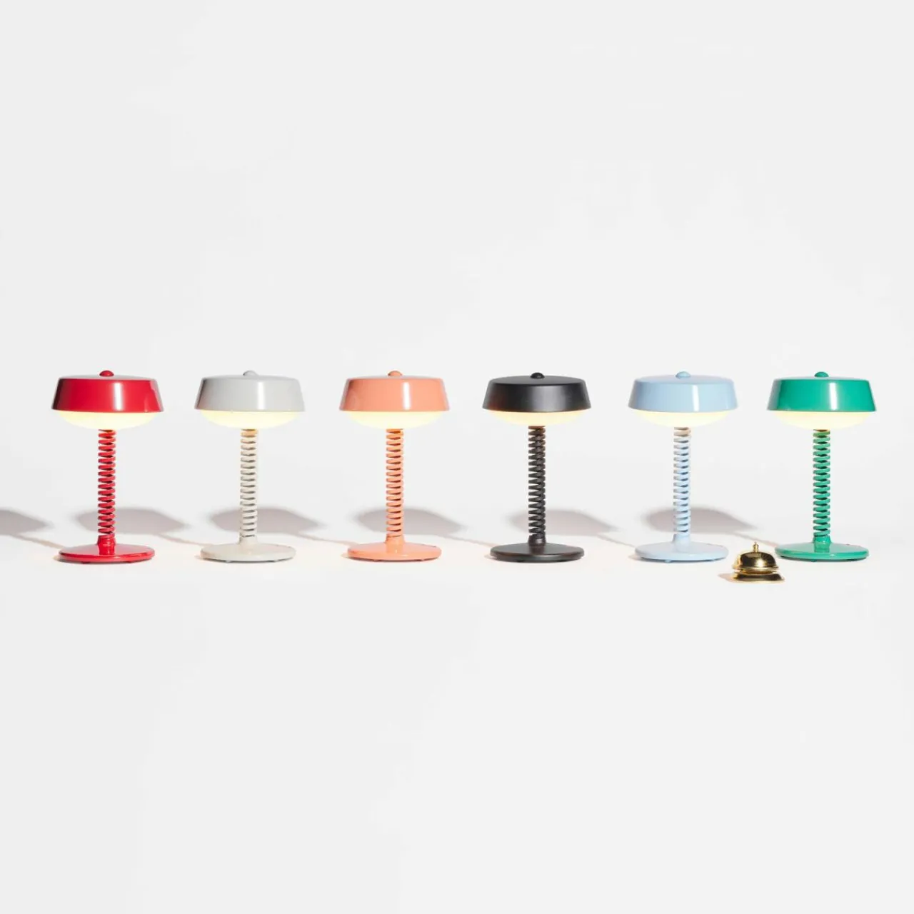 fatboy_bellboy_lampe__poser_rechargeable_ip_lobby_red_5.webp Fatboy Bellboy lampe à poser rechargeable IP44 lobby red^ Lampes Décoratives