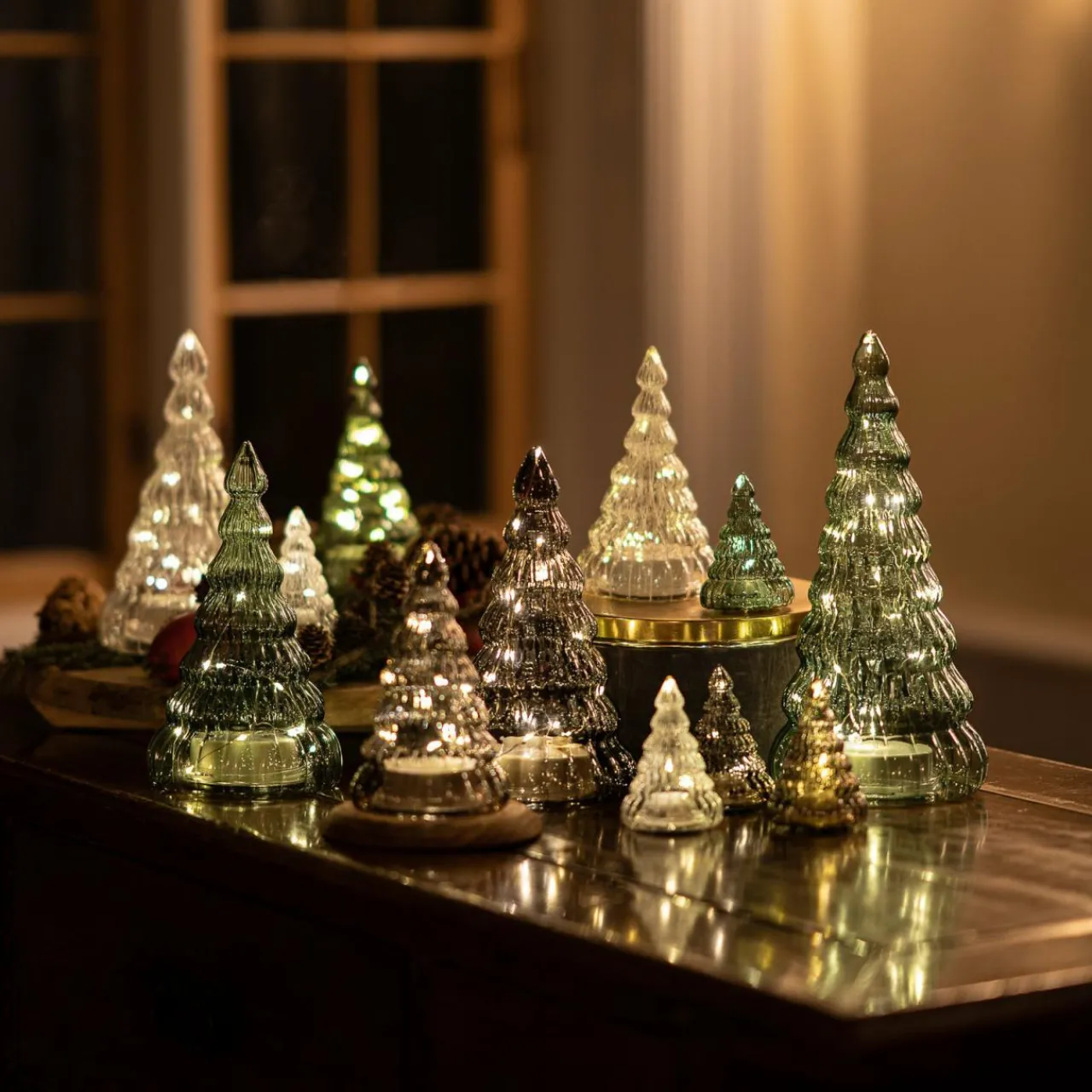 figure_dco_led_lucy_arbre_verre_vert_cm_x_0.webp Sirius Figure déco LED Lucy, arbre verre, vert, 9 cm, x2^ Lumière De Noël