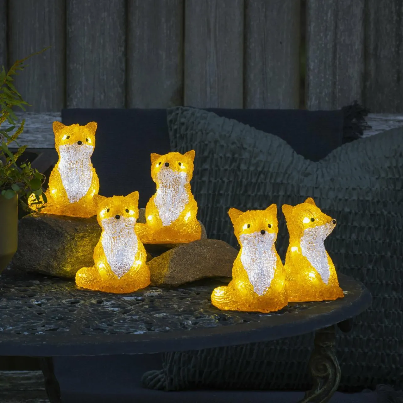 figurine_led_renard_kit_de__en_chane_2.webp Konstsmide Season Figurine LED Renard, kit de 5 en chaîne^ Lumière De Noël