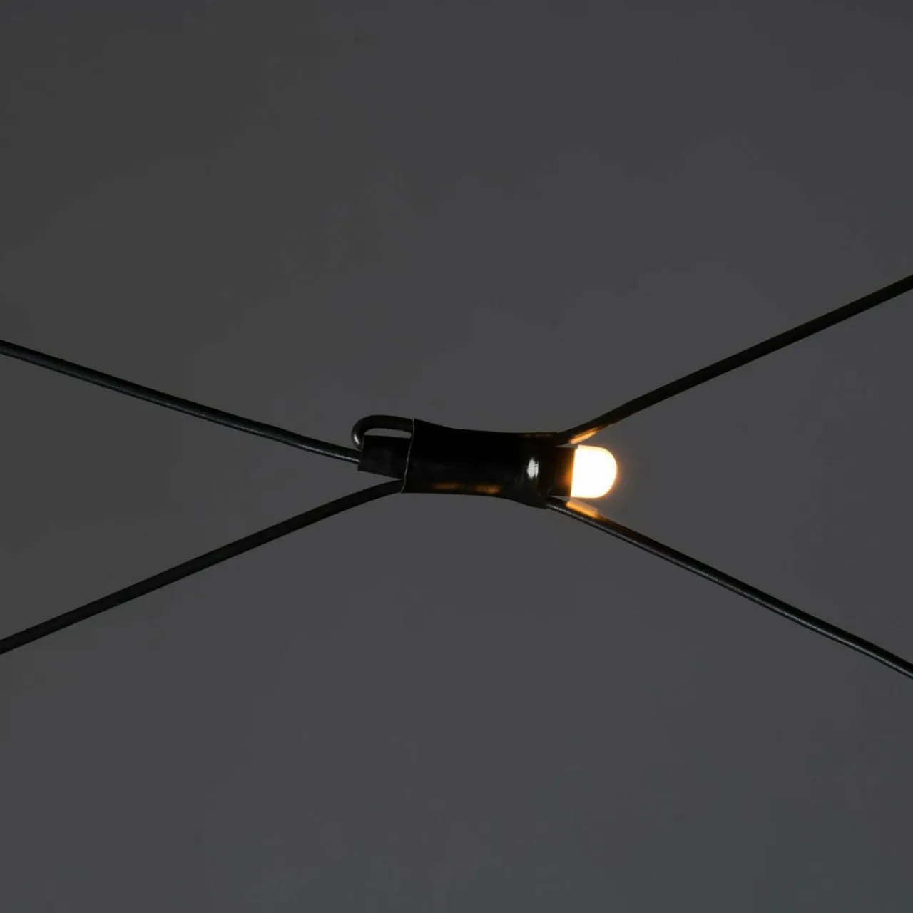 filet_led_pour_lextrieur__lampes__x_cm_0.webp Konstsmide Christmas Filet LED pour l’extérieur, 64 lampes 200 x 200 cm^ Lumière De Noël