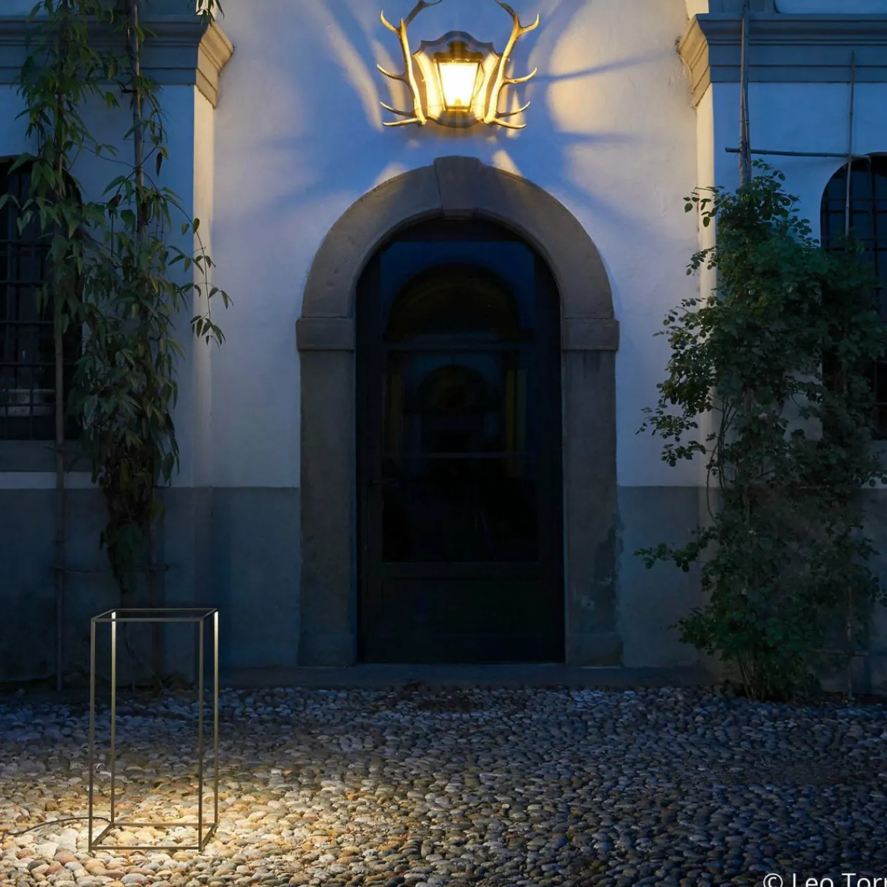 flos_ipnos_outdoor__lampe_extrieur_designer_led_3.webp FLOS Ipnos Outdoor - lampe extérieur designer LED^ Lampes Décoratives