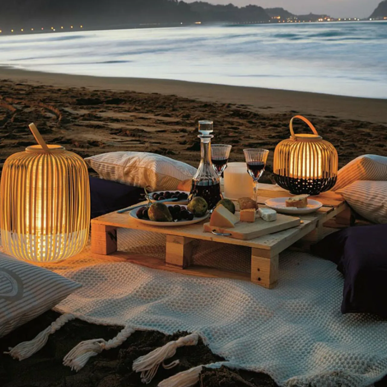 forestier_take_a_way_xs_lampe_dco_ip_noire_0.webp Forestier Take A Way XS lampe déco, IP66, noire^ Lampes Décoratives