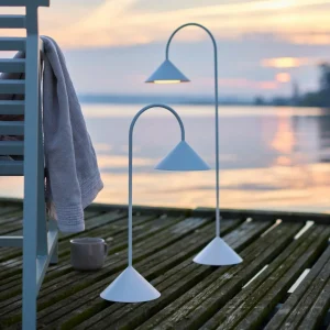 FRANDSEN lampe de table LED Grasp, blanc, hauteur 47 cm, métal^ Lampes Décoratives