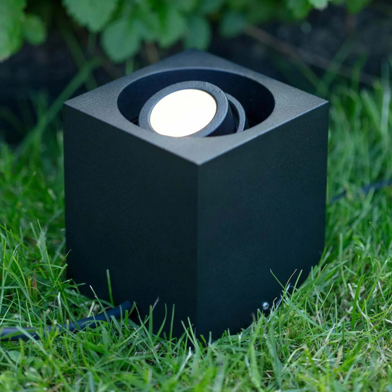 garden__lampe_dcorative_led_cube_spot_0.webp Markslöjd Garden 24 Lampe décorative LED Cube Spot^ Lumière De Noël