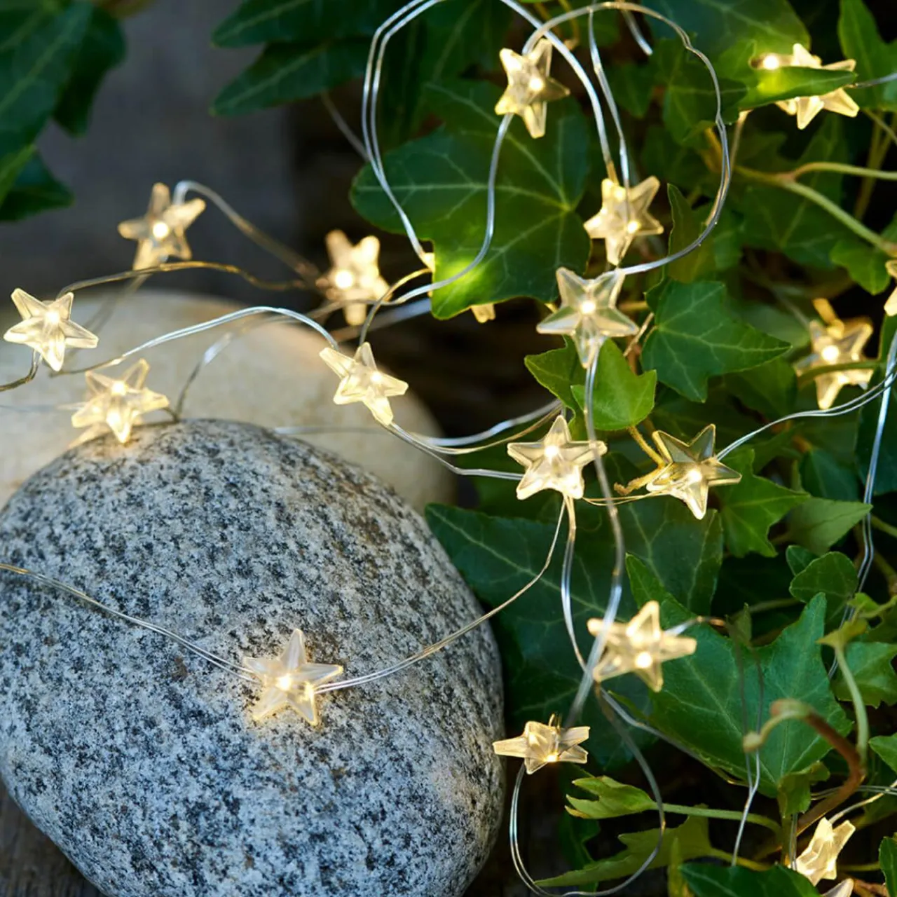 guirlande_lumineuse_led_toiles_trille_0.webp Sirius Guirlande lumineuse LED étoiles Trille^ Lampes Décoratives