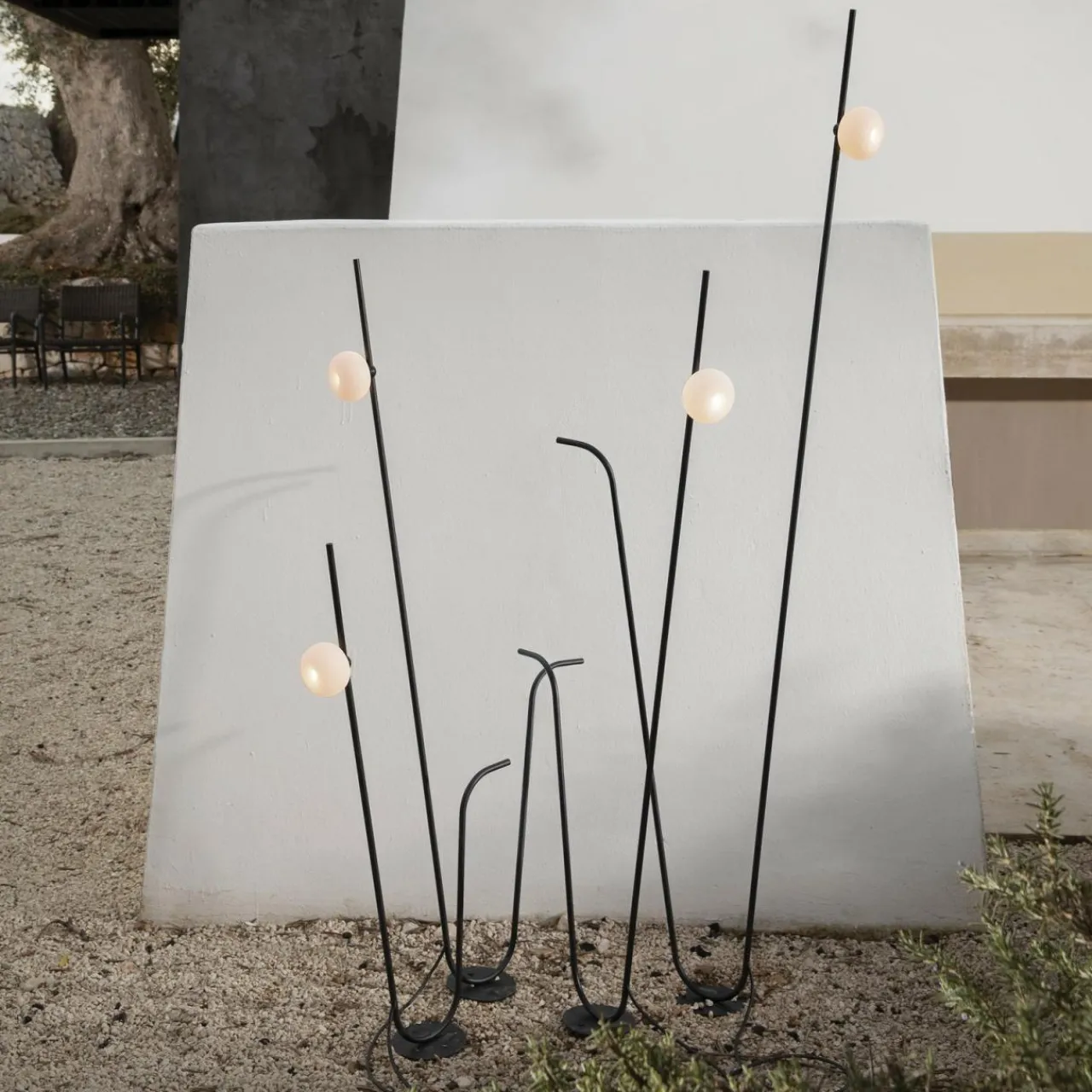 karman_pois_lampadaire_piquet_ip_k_cm_3.webp Karman Pois lampadaire piquet IP65 3 000 K 118 cm^ Projecteurs D'Extérieur