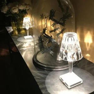 Kartell Lampe à poser rechargeable LED Battery, transparent, IP54^ Lampes Décoratives
