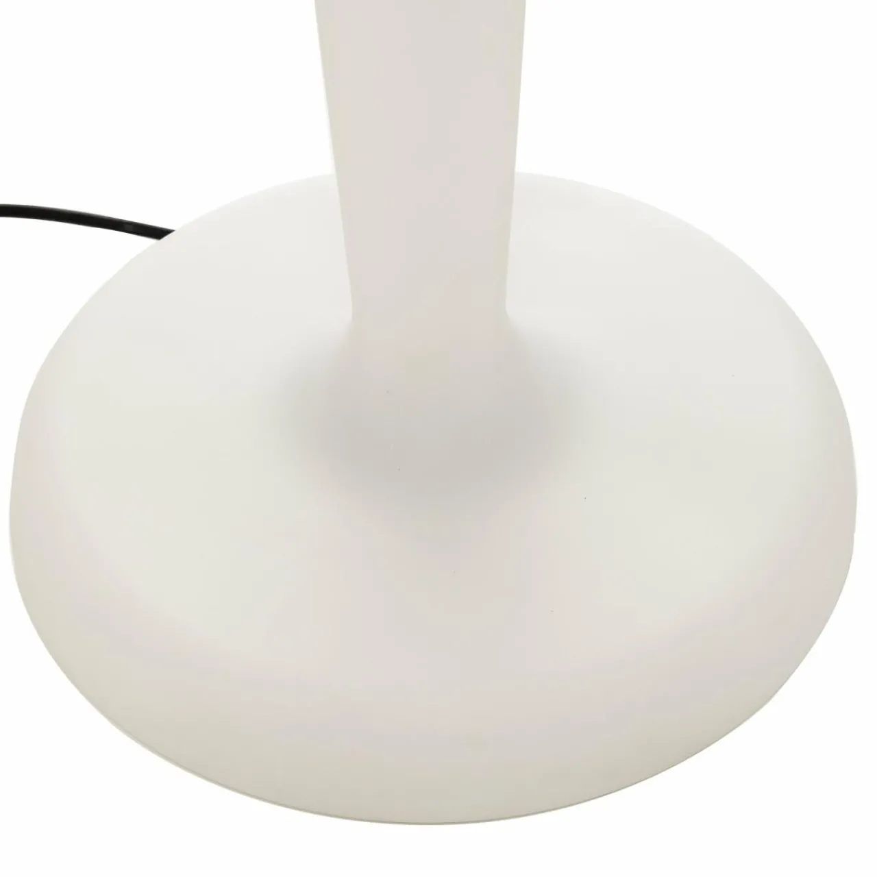 lampadaire_design_blanc_peggy_pour_lextrieur_e_2.webp Linea Light Lampadaire design blanc PEGGY pour l'extérieur E27^ Luminaires De Terrasse