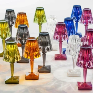 Kartell Lampe à poser LED décorative Battery, gris fumée^ Lampes Décoratives