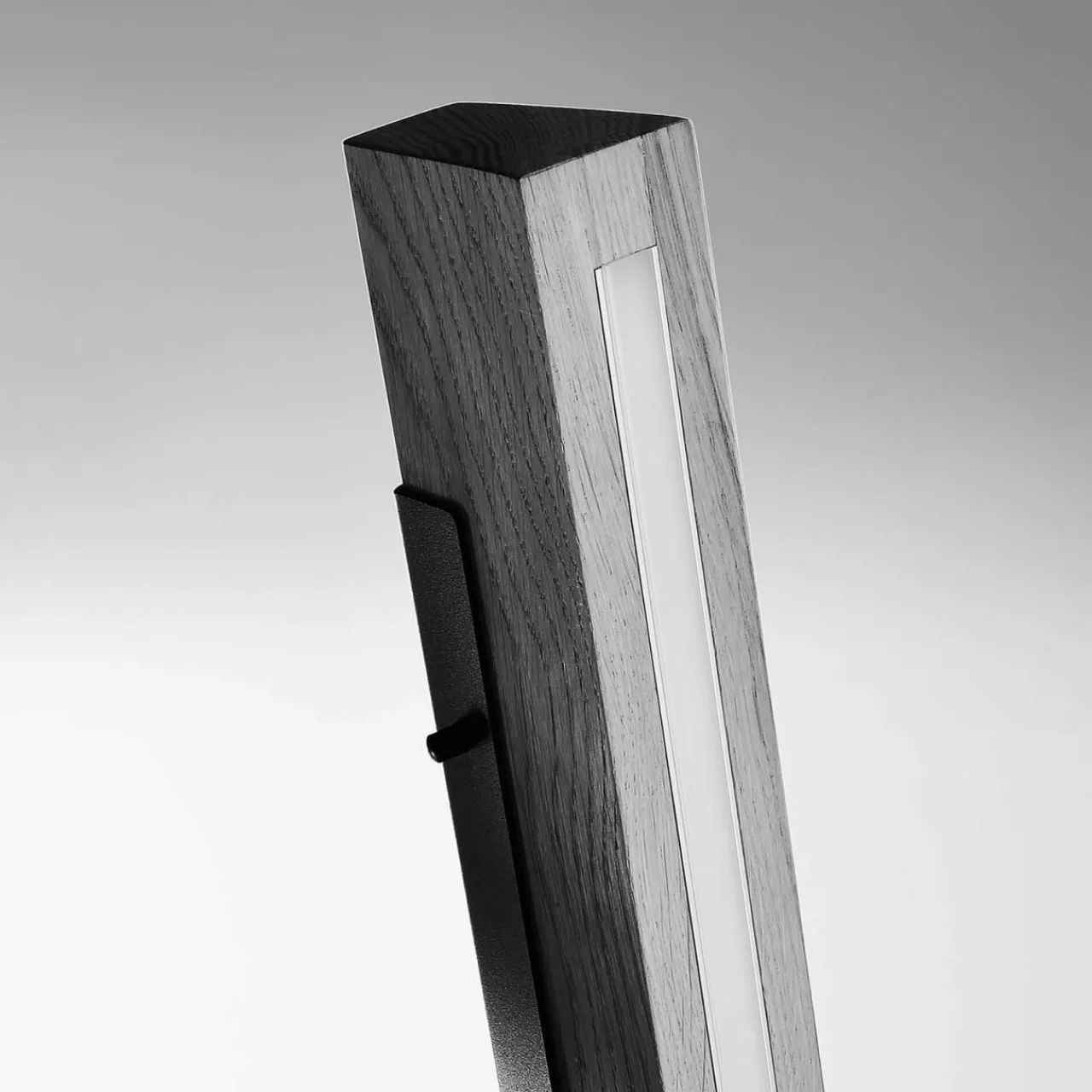 lampe__poser_led_madera_en_chne_dimmable_1.webp Deko-Light Lampe à poser LED Madera en chêne, dimmable^ Luminaires Durables