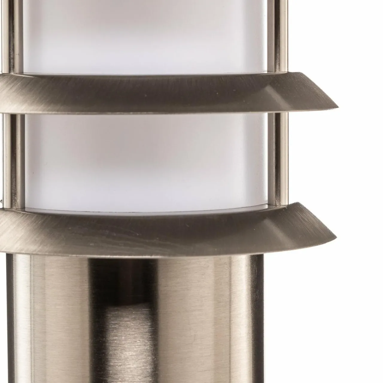lampe__socle_en_inox_selina_3.webp Lindby Lampe à socle en inox Selina^ Potelets Extérieurs