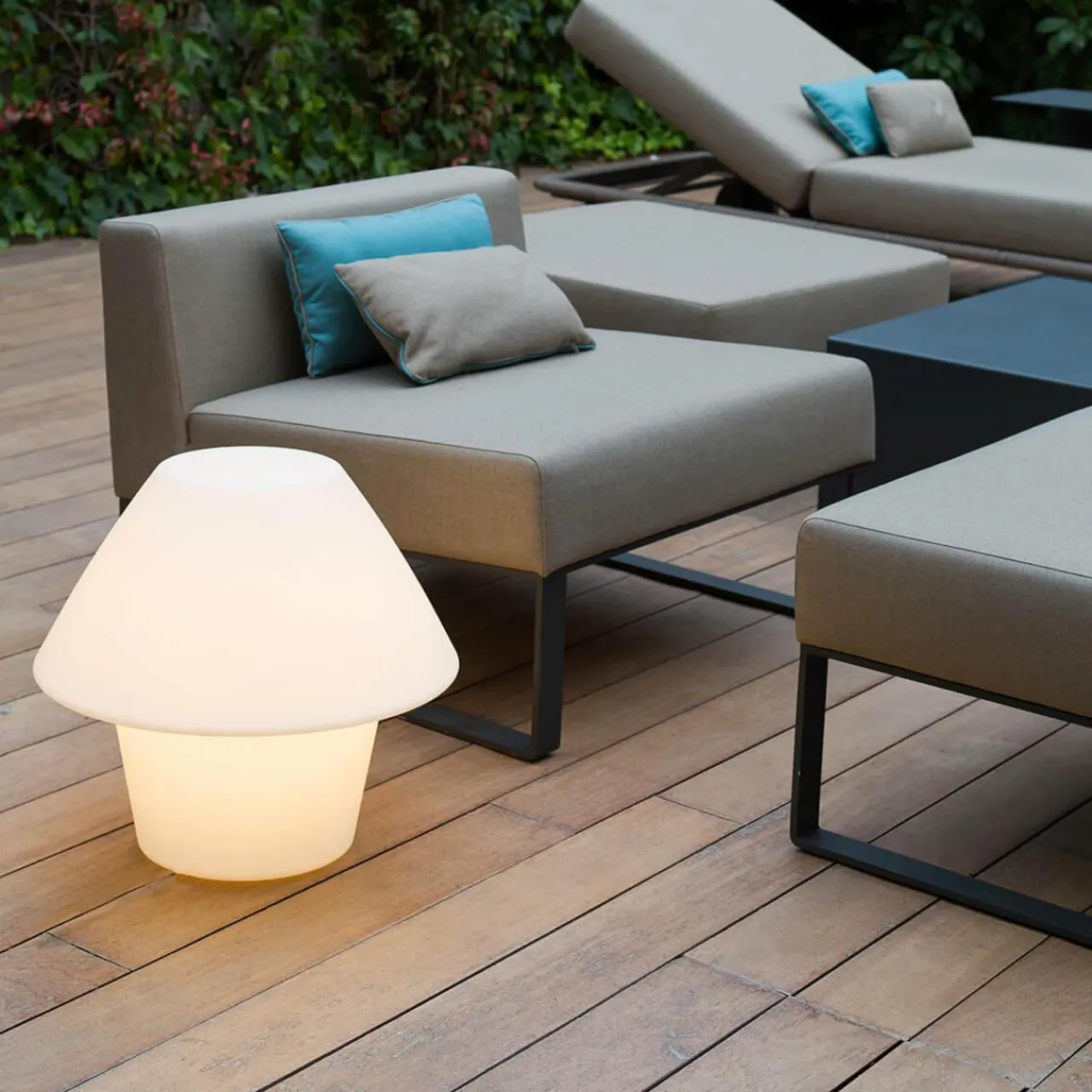 lampe_dcorative_dextrieur_versus_2.webp FARO BARCELONA Lampe décorative d'extérieur Versus^ Luminaires De Terrasse