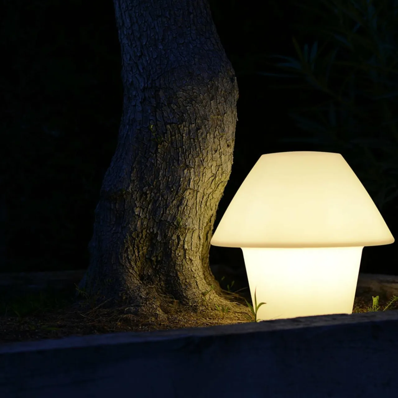 lampe_dcorative_dextrieur_versus_3.webp FARO BARCELONA Lampe décorative d'extérieur Versus^ Luminaires De Terrasse