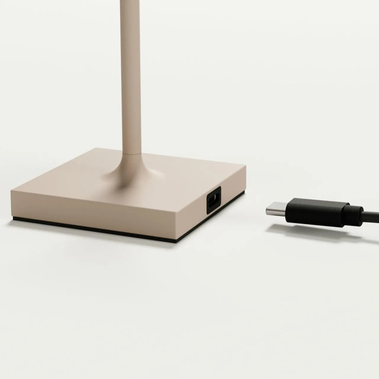 Sigor Lampe de table LED rechargeable Nuindie pocket, beige, IP54, intensité variable^ Lampes Décoratives