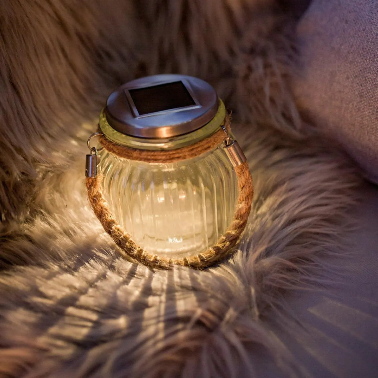 lampe_solaire_led__poser_jar_en_verre_3.webp STAR TRADING Lampe solaire LED à poser Jar en verre^ Lampes Décoratives