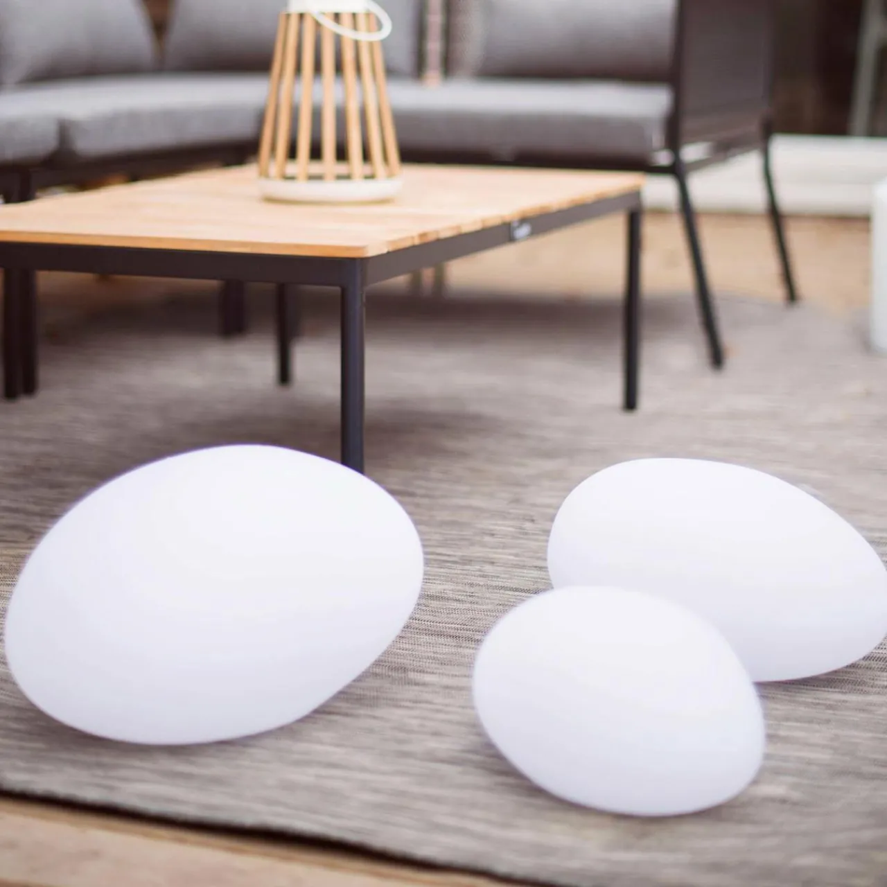 lampe_solaire_led_globy_pierre_longueur_cm_3.webp STAR TRADING Lampe solaire LED Globy pierre, longueur 26,5 cm^ Lampes Décoratives