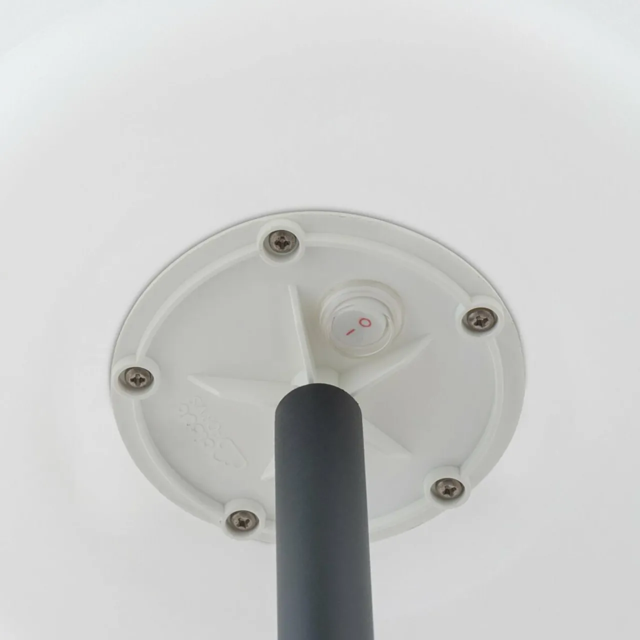 lampe_sur_pied_patio_ip_graphiteblanc_hauteur__cm_1.webp Nowodvorski Lighting Lampe sur pied Patio, IP44, graphite/blanc, hauteur 148 cm^ Luminaires De Terrasse