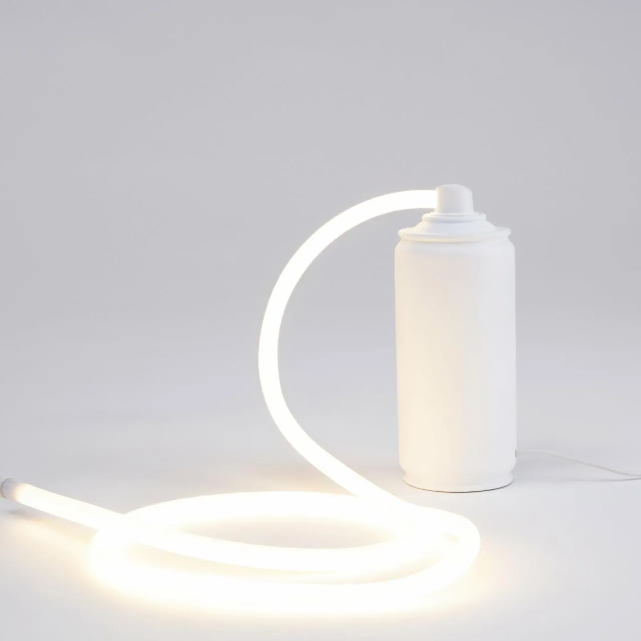 lampe_table_dco_led_daily_glow_arosol_0.webp SELETTI Lampe table déco LED Daily Glow aérosol^ Lampes Décoratives